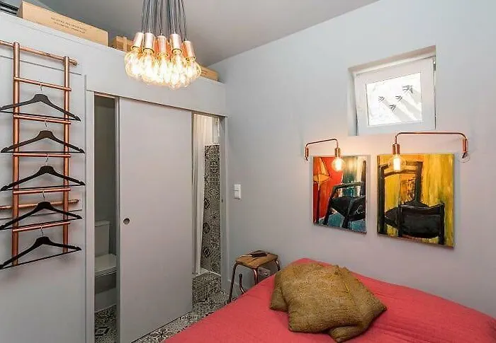 Unique Studio House | City Centre